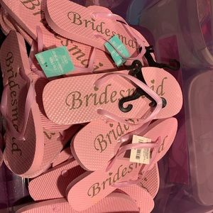 New Bridal Party Flip Flops